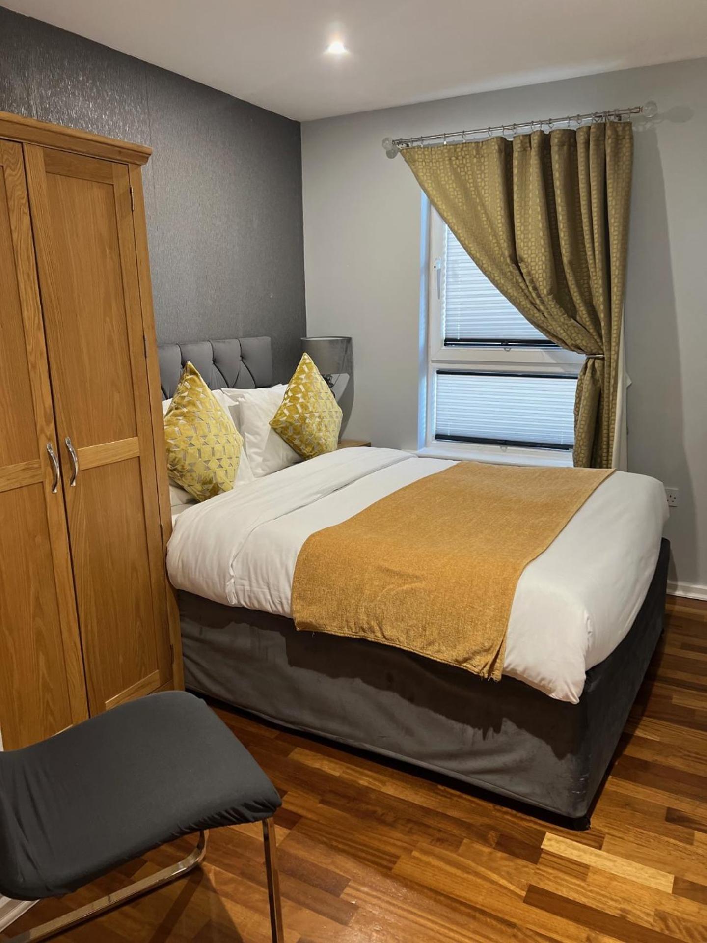 Cockledora, A Luxury Ground Floor Beachfront Apartment Llanelli Luaran gambar
