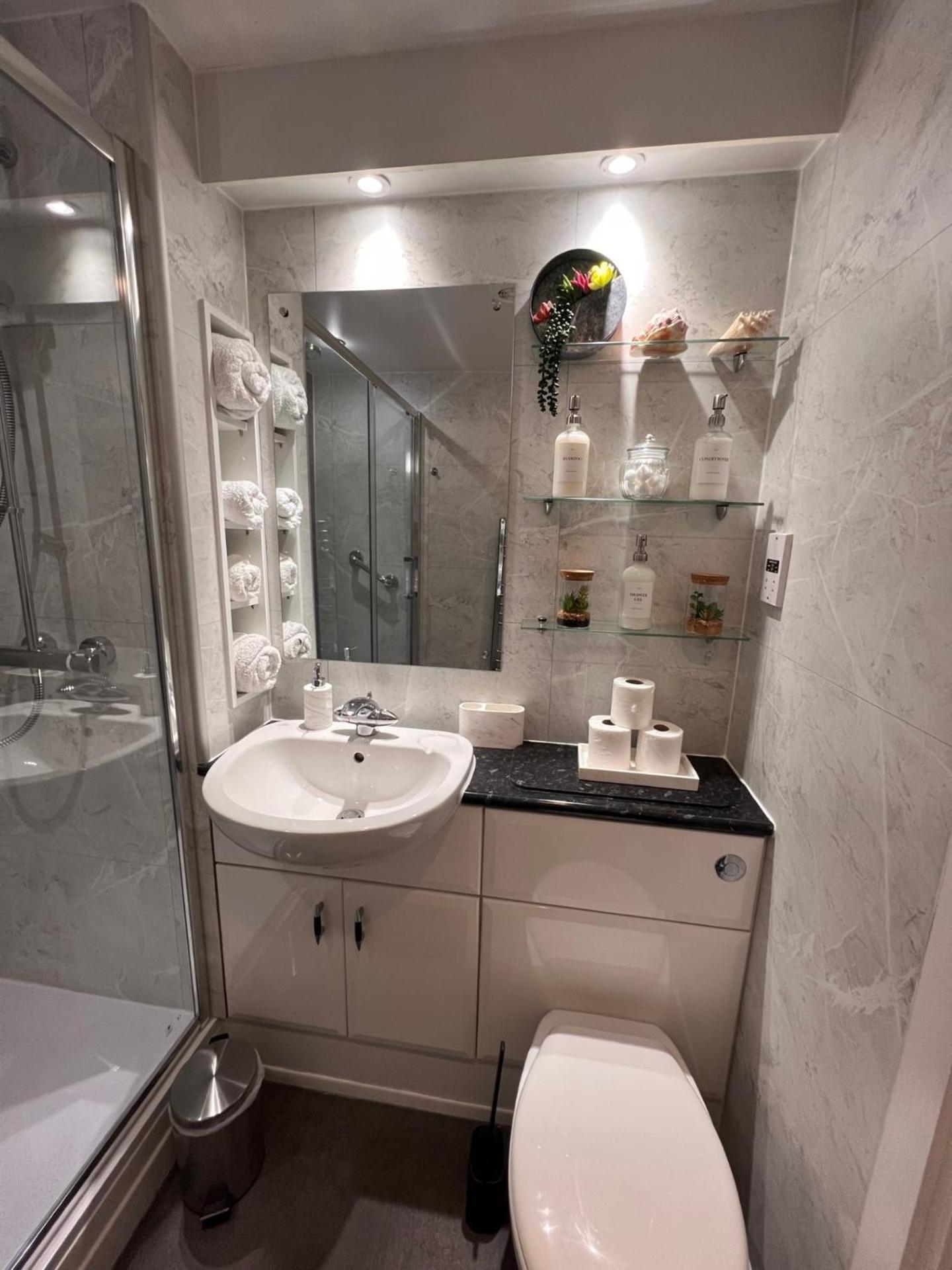 Cockledora, A Luxury Ground Floor Beachfront Apartment Llanelli Luaran gambar